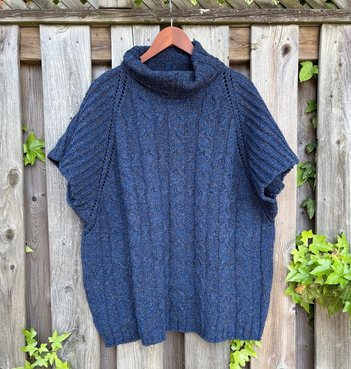 McConnell Poncho - Navy