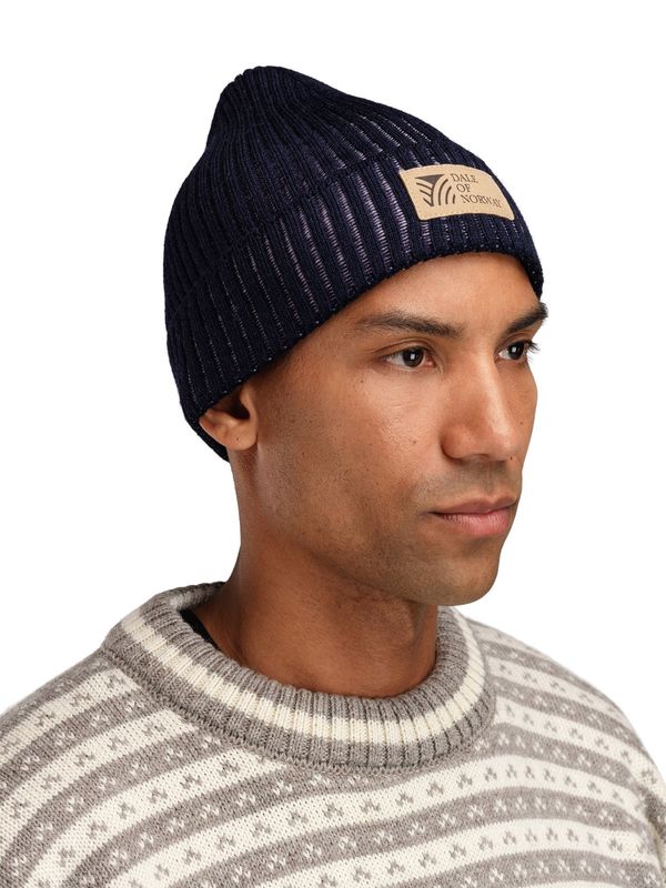 Alvøy Hat - Norwegian Wool -Navy Orchid
