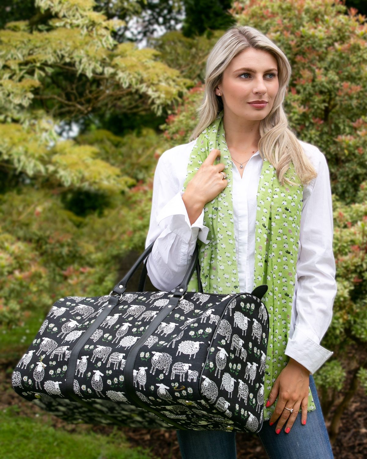 Mini Sheep &amp; Dog Scarf - Apple