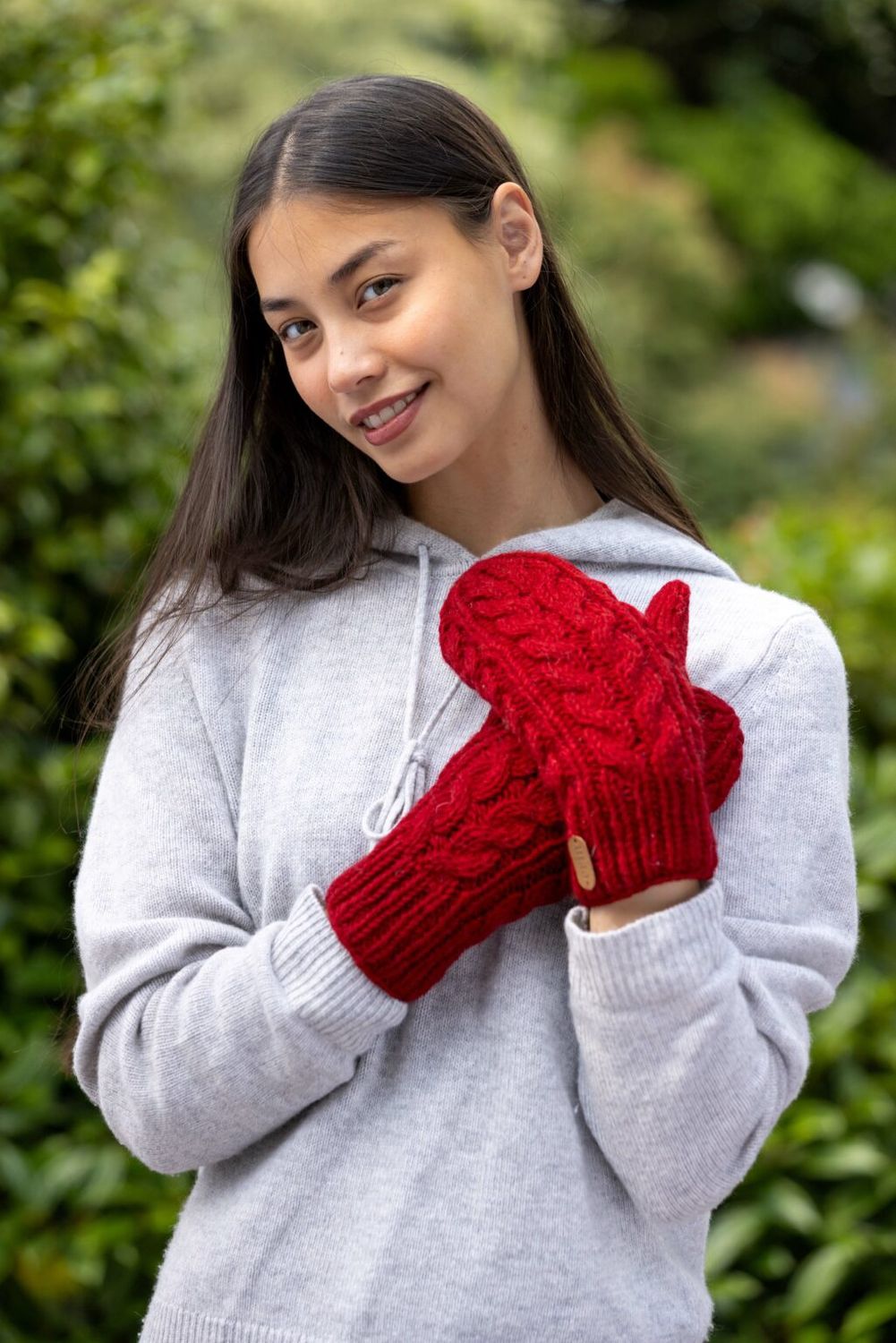 Aran Cable Mittens- Red