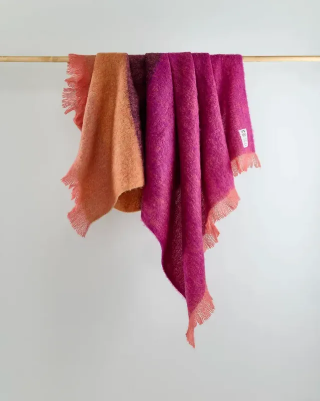 Avoca Mohair Throw - Fuschia