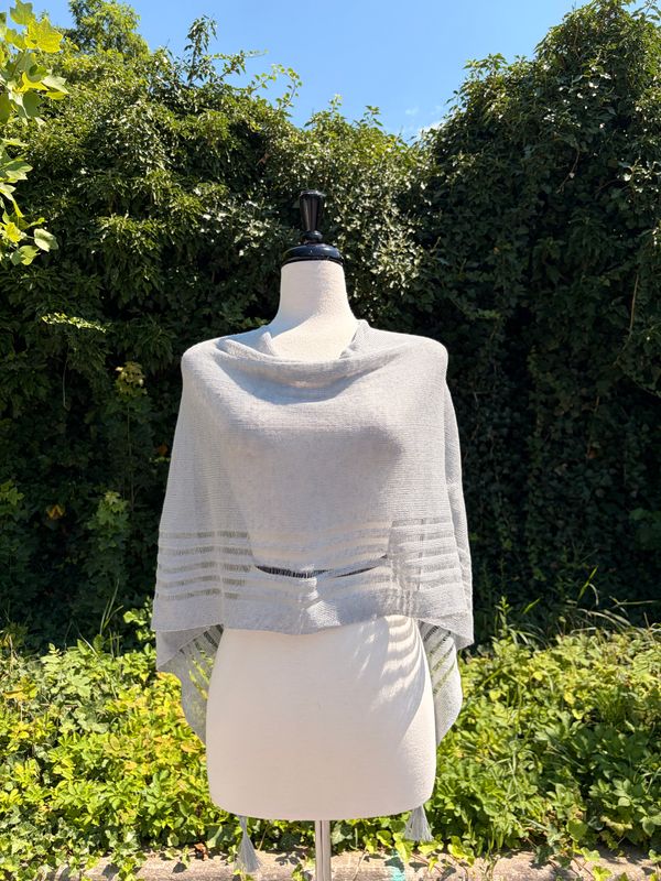 100% Linen Poncho - Mid Grey