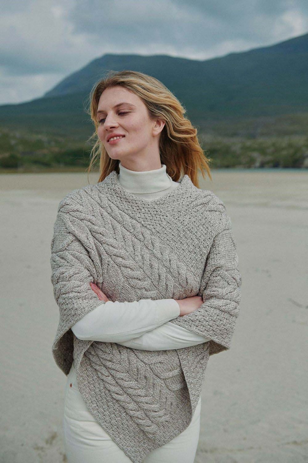 SuperSoft Poncho - Parsnip