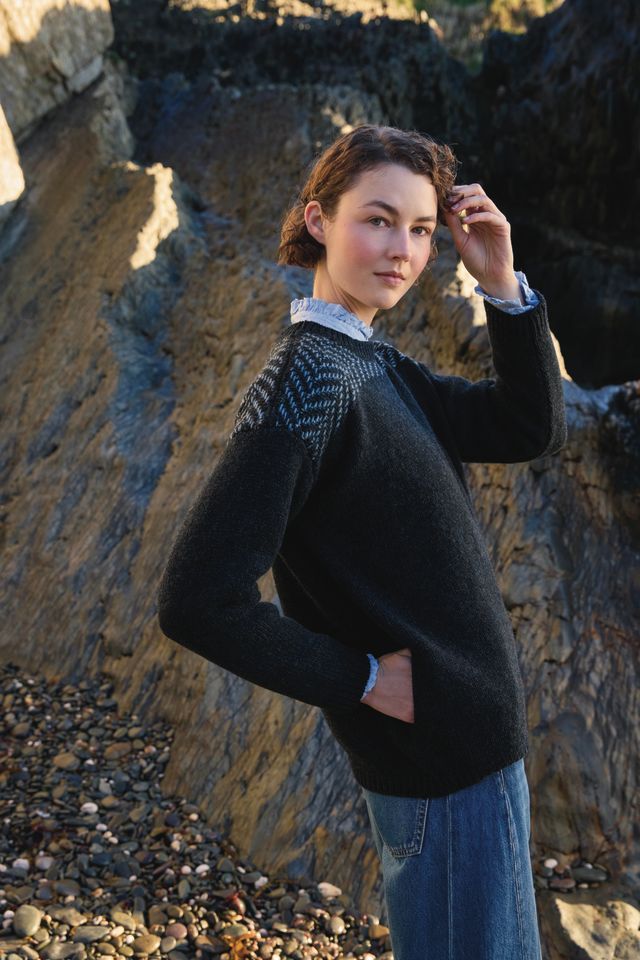 Herringbone Stitch Sweater - Charcoal/Steel