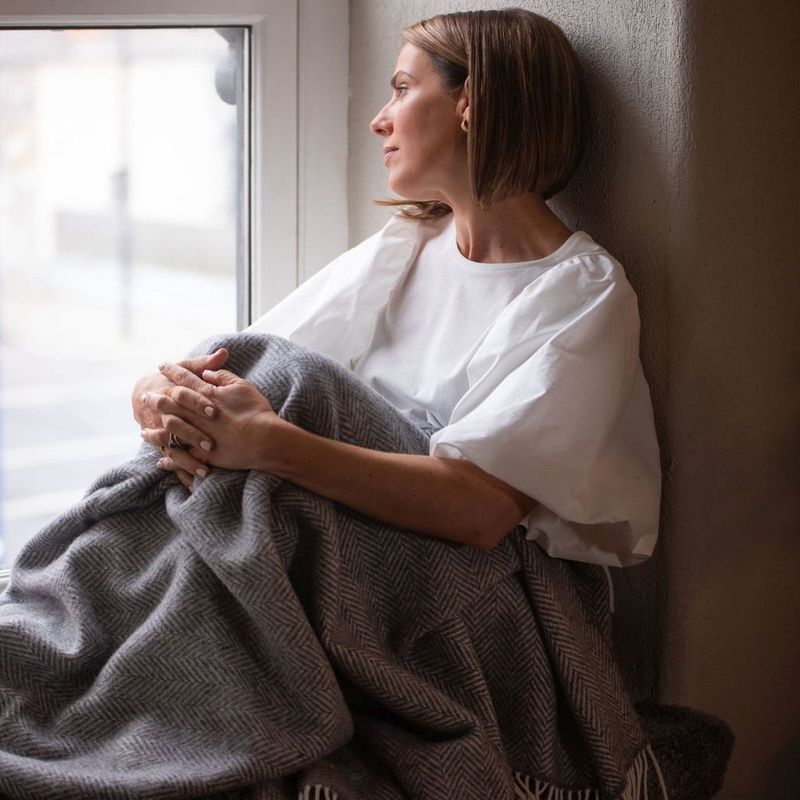 Merino Wool Cashmere Throw - Grey Herringbone