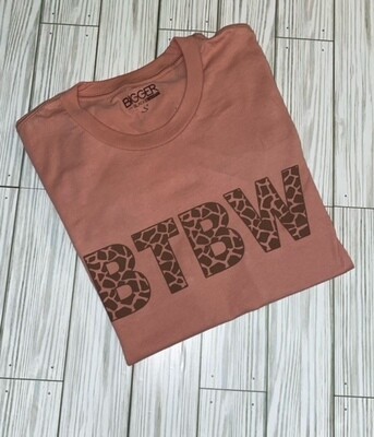 BTBW Blush & Brown Giraffe Print Short Sleeve