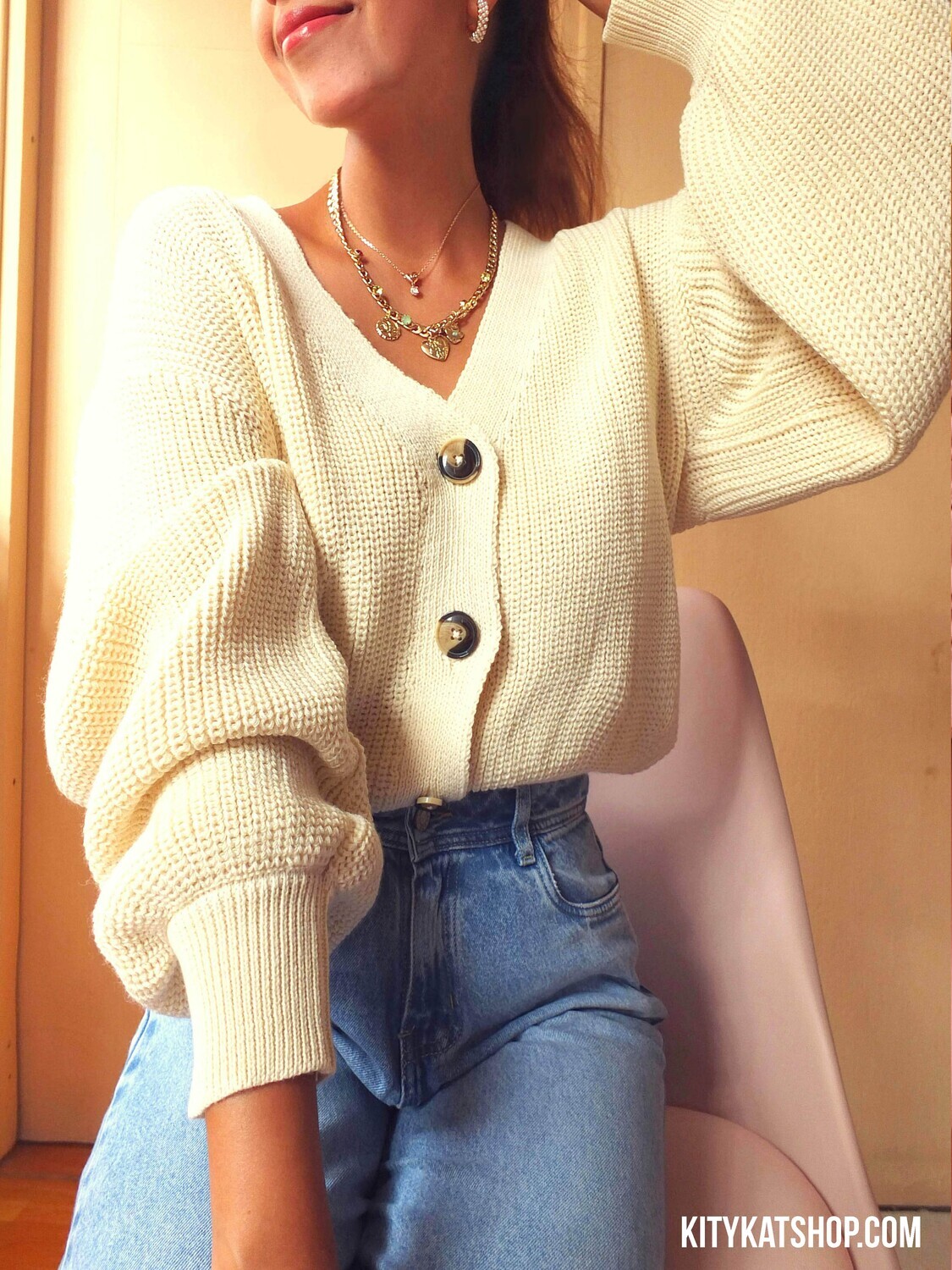 BUTTON Sweater