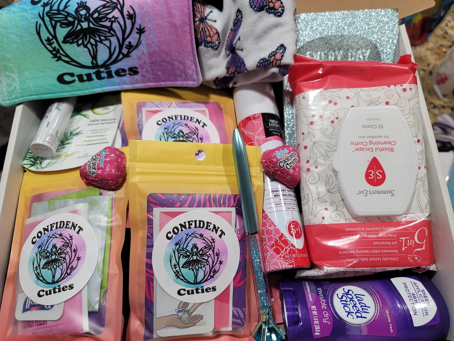 Menstrual Kit To Go CUTIE PACK EXTREME