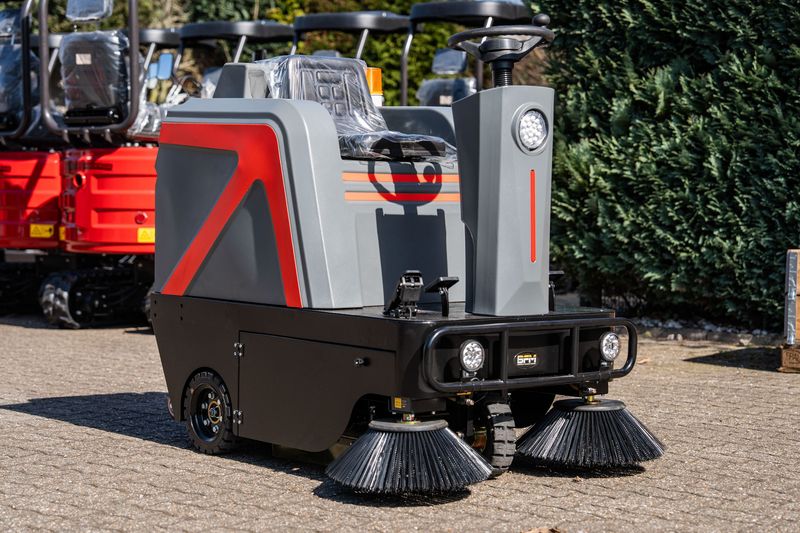 BFM S1250 Aufsitz-Kehrmaschine – effizient &amp; umweltfreundlich reinigen