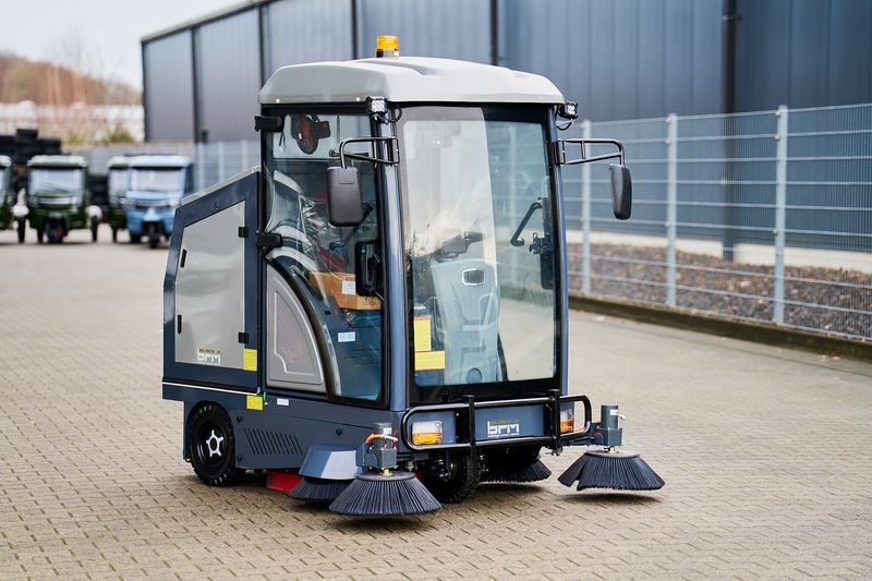 BFM S1900 Kehrmaschine – Maximale Reinigungsleistung auf 15.000 m²/h