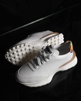 KEND “White/Beige” - Floral Design