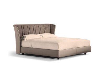 POLTRONA FRAU_Lola Darling design R. Lazzeroni