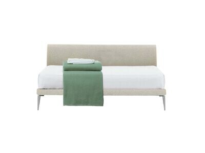 CAPPELLINI_Bed design Jasper Morrison