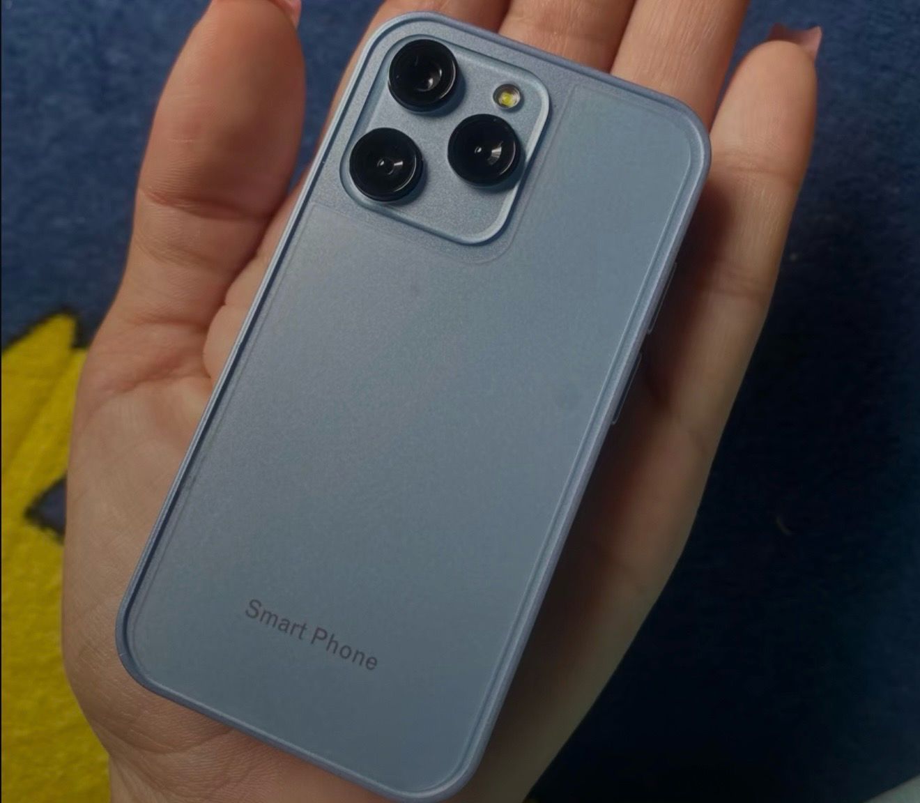 MINI SMARTPHONE