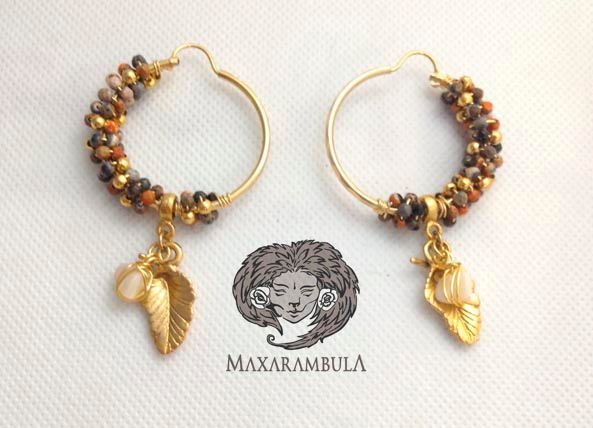 ARRACADAS Y  HOJARASCA