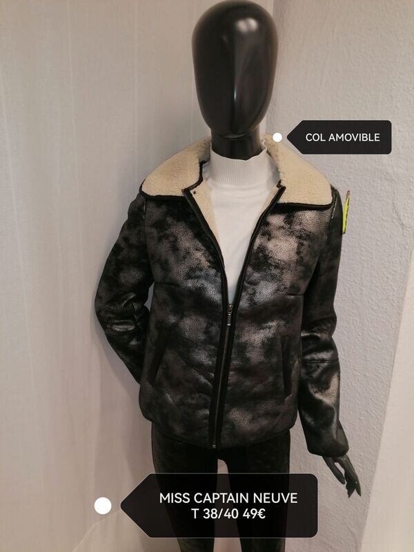 VESTE NEUVE  PILOTE  MISS CAPTAIN