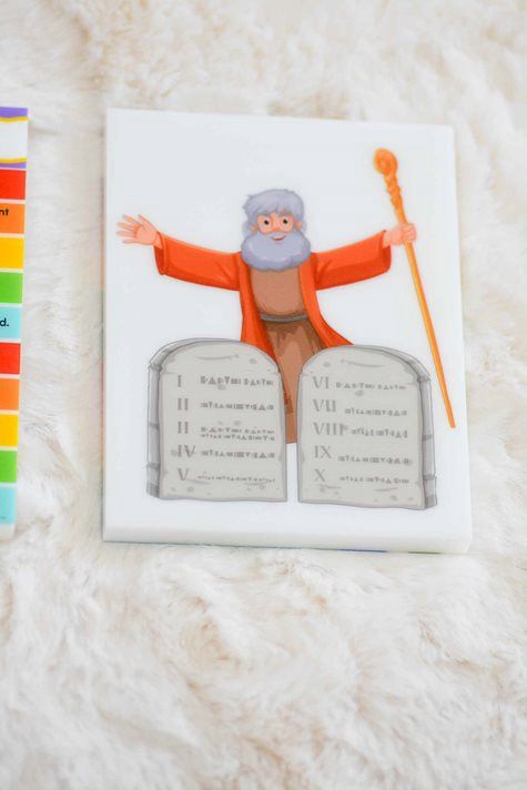Little Saints 10 Commandment Block Stand