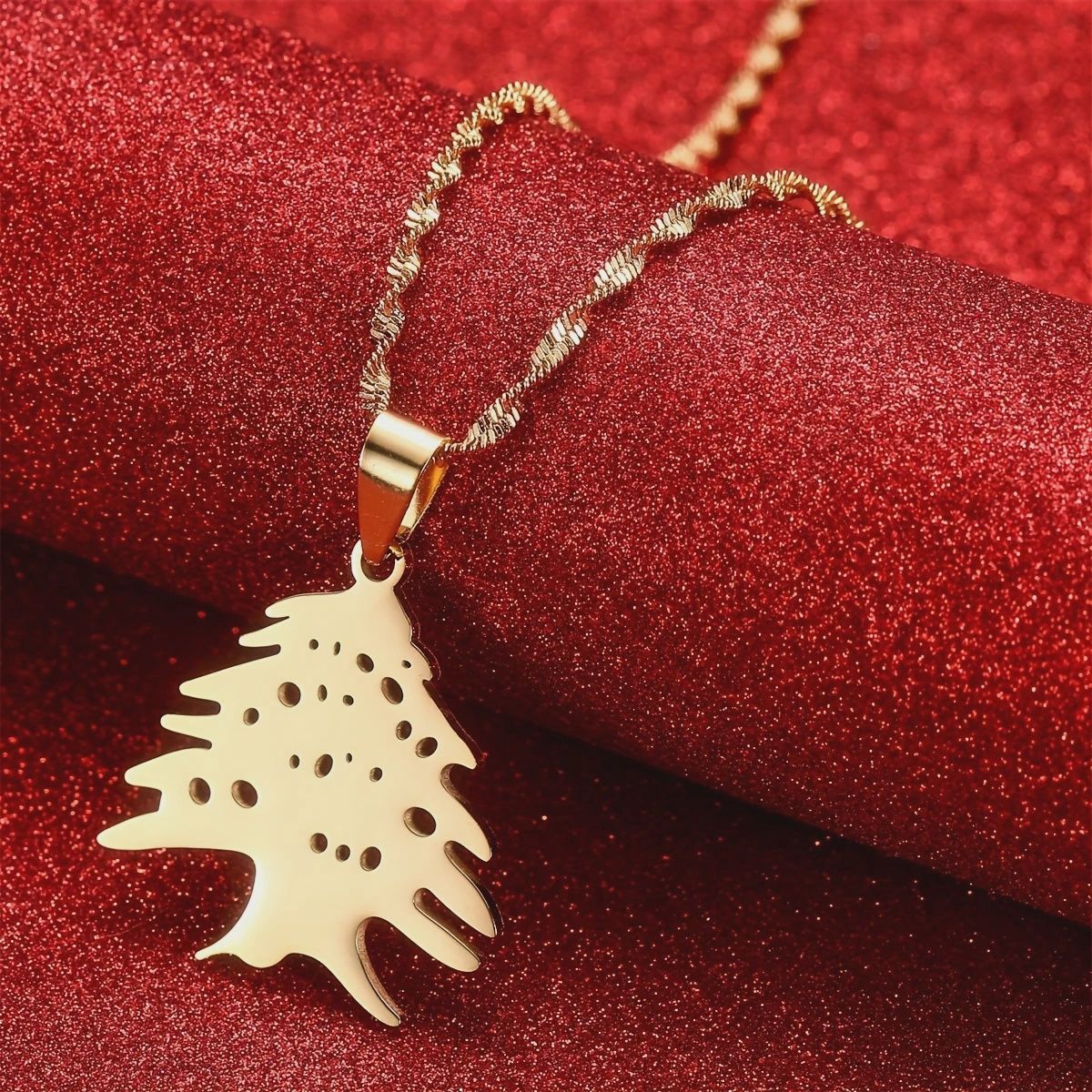 Cedar of Lebanon Pendant, Colour: Gold