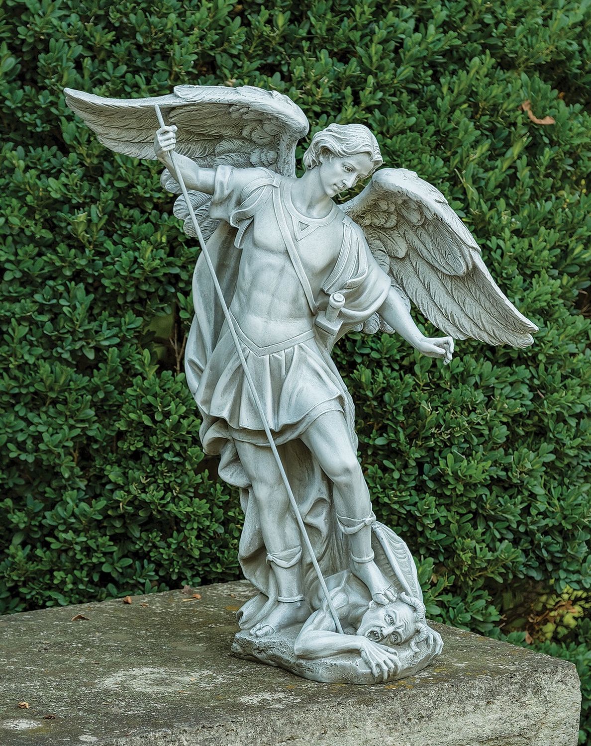 46cm/18.11&quot; St. Michael Garden Statue