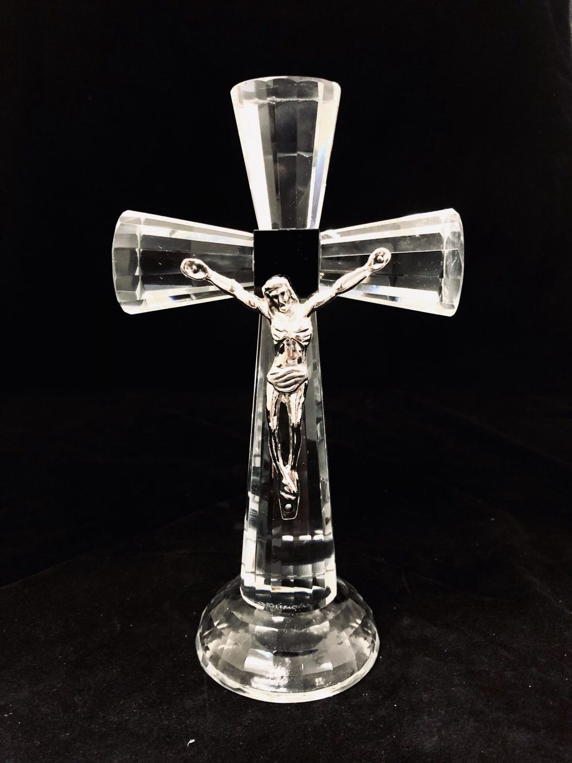 Crystal Cross Round, Size: Large