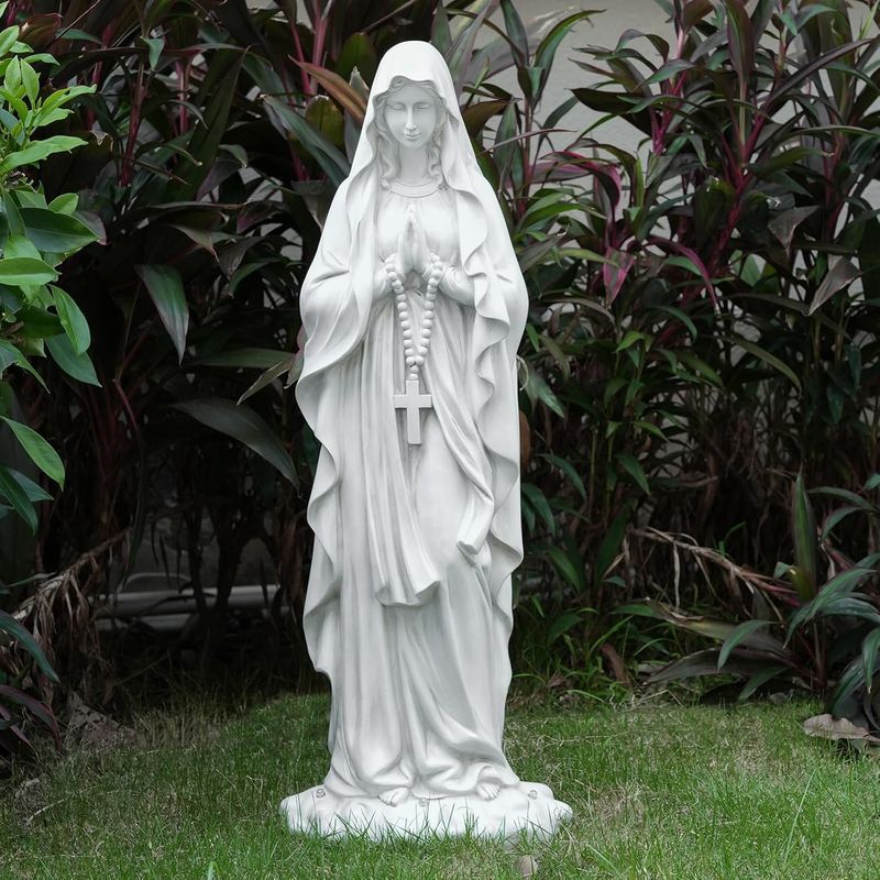 Virgin Mary Praying 31.49 Inch Outdoor Statue