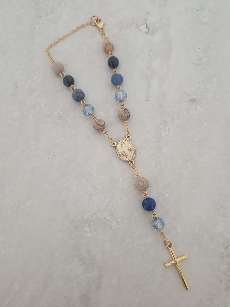 Leonardo Car Rosary