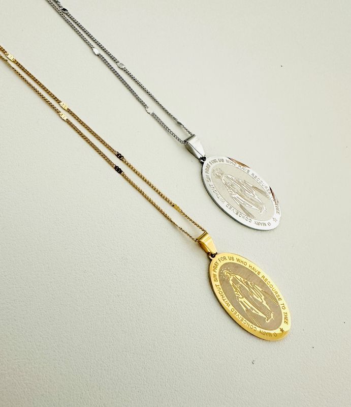 Silver/Gold Miraculous Medal Necklace