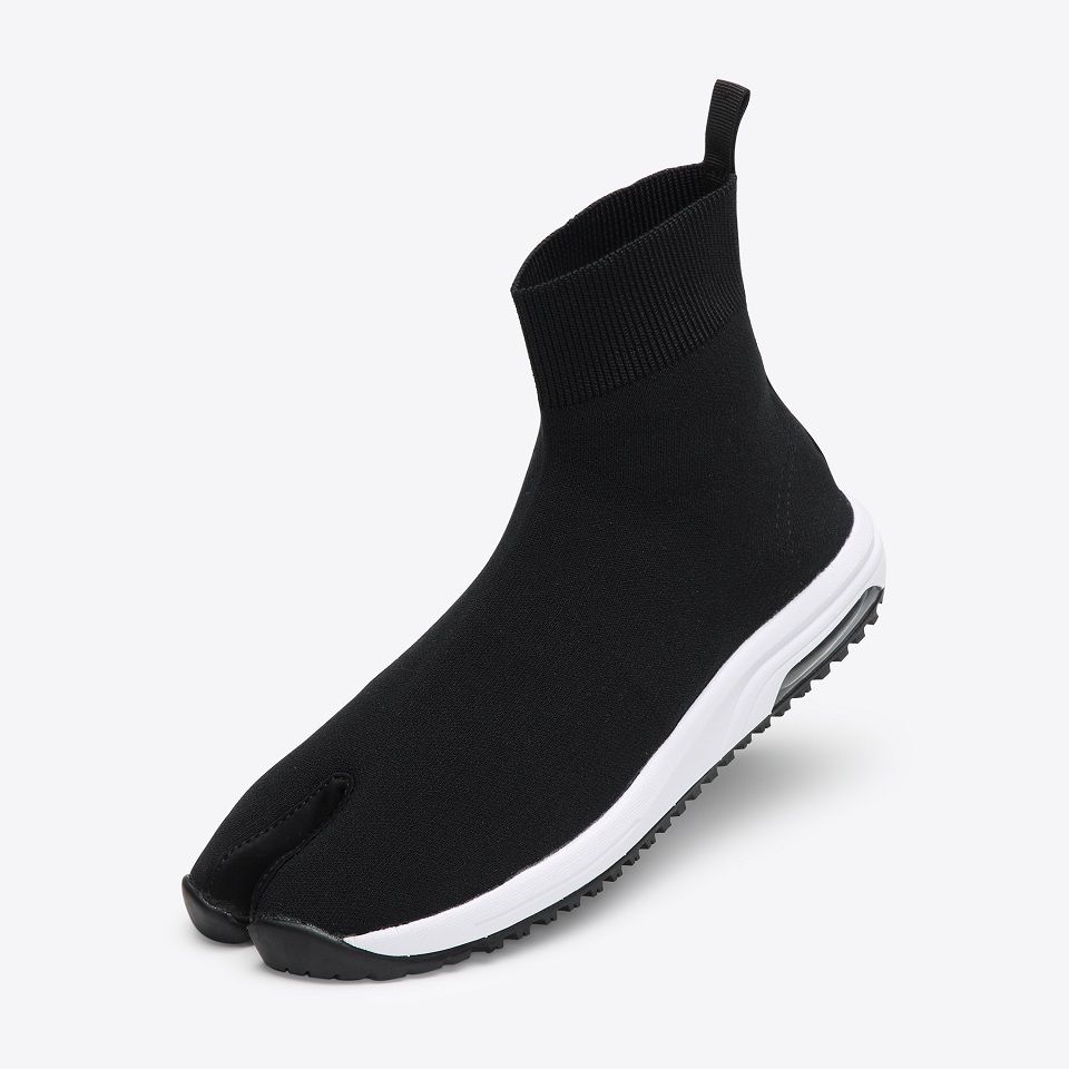 Knit Tabi Boots (Black)