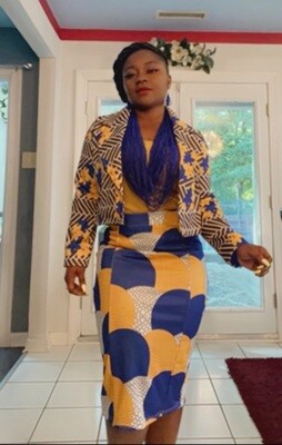 Short Blazer and Pencil Skirt Outfit