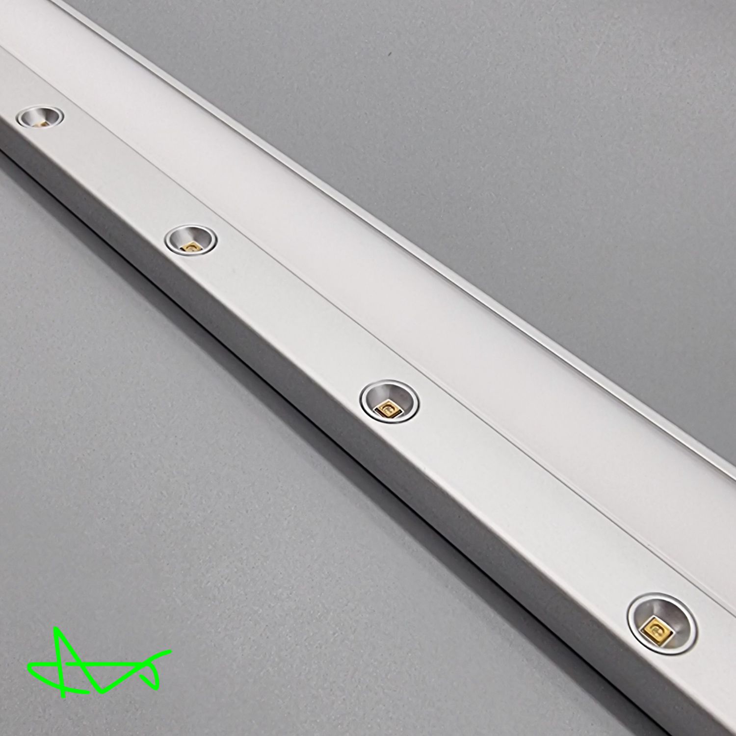 UV Sterilising Drawer Lamp with PIR Sensor - 6W