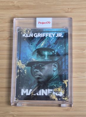 Topps Project70 #236 Ken Griffey Jr. by Mikael B. (1967) - 2,557 print run