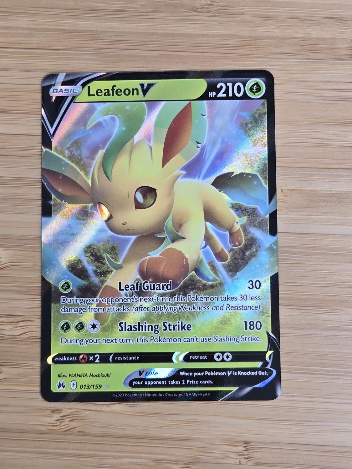 Leafeon V - 013/159 - Crown Zenith - NM