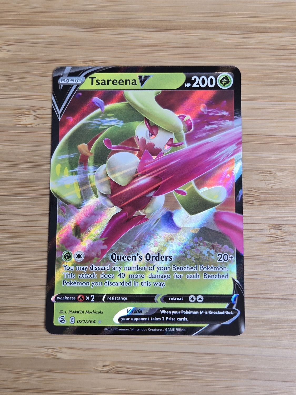 Tsareena V - 021/264 - Fusion Strike - NM