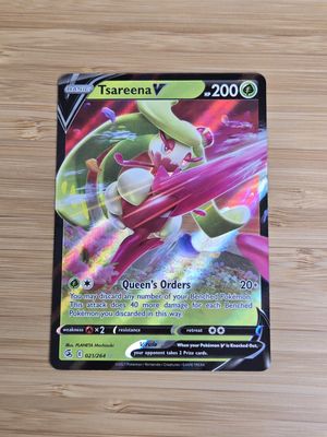Tsareena V - 021/264 - Fusion Strike - NM