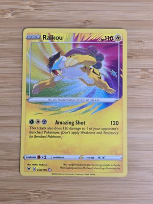 Raikou Amazing Rare- 050/185 - Vivid Voltage - NM