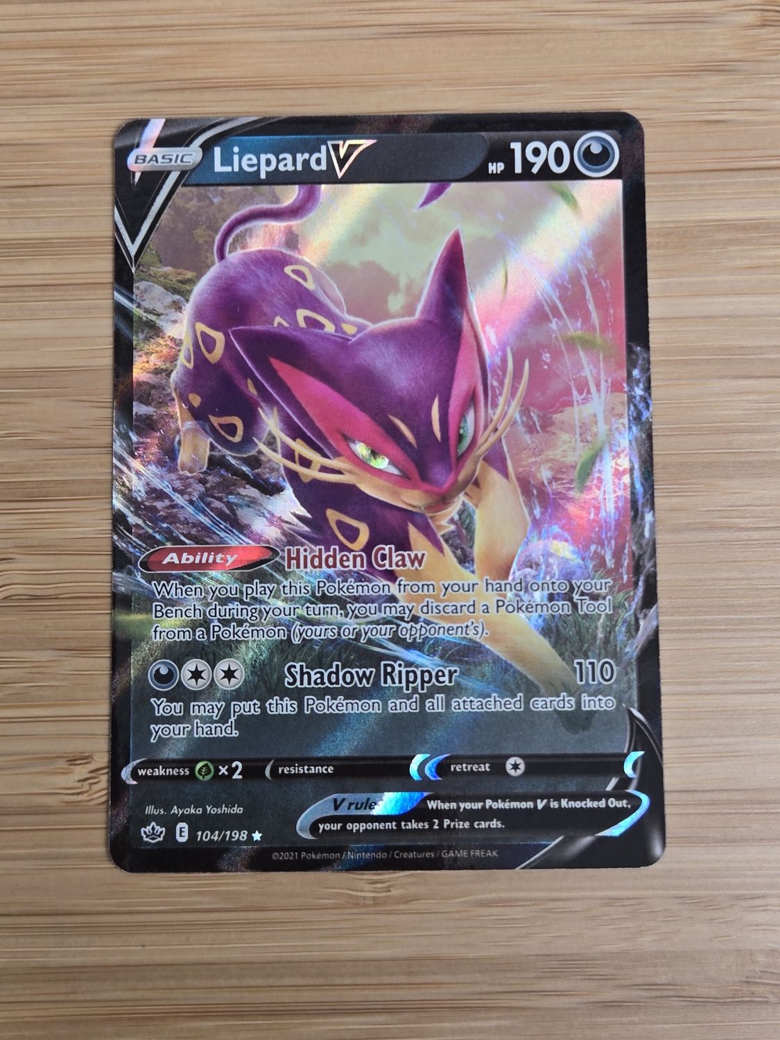 Liepard V - 104/198 - Chilling Reign - NM
