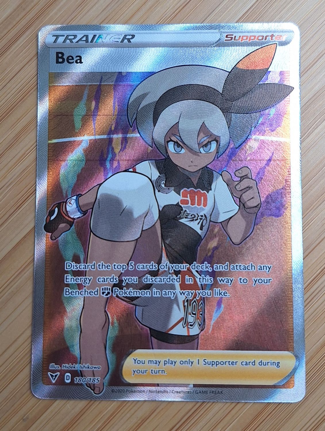 Bea - 180/185 - Vivid Voltage - NM
