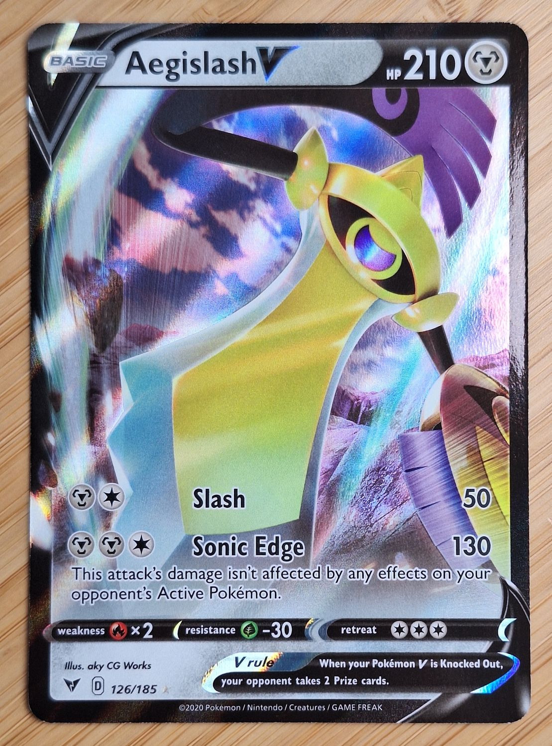 Aegislash V - 126/185 - Vivid Voltage - NM
