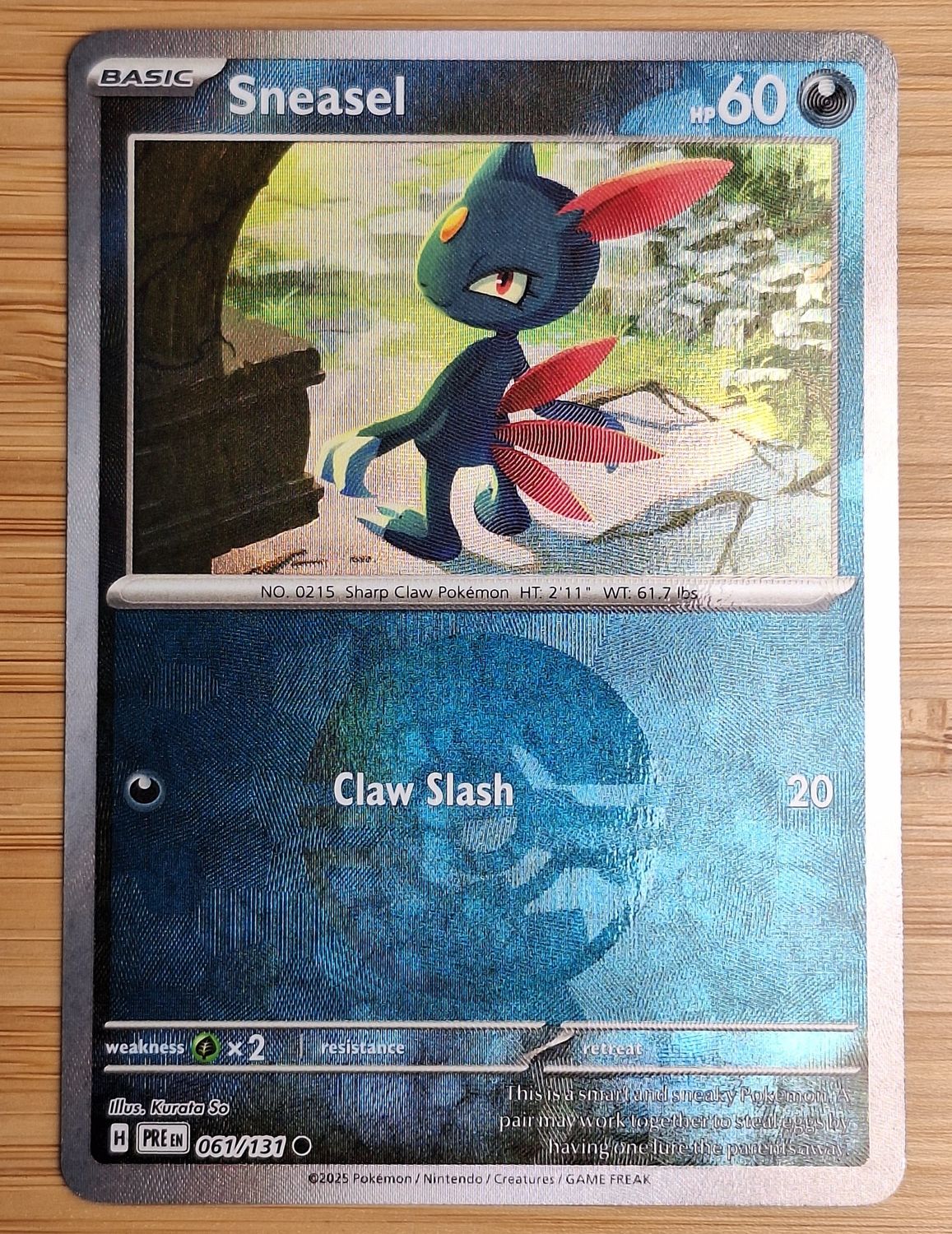 Sneasel - Prismatic Evolutions - 061/131 - NM - Pokeball