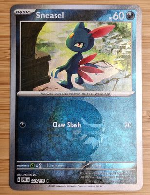 Sneasel - Prismatic Evolutions - 061/131 - NM - Pokeball