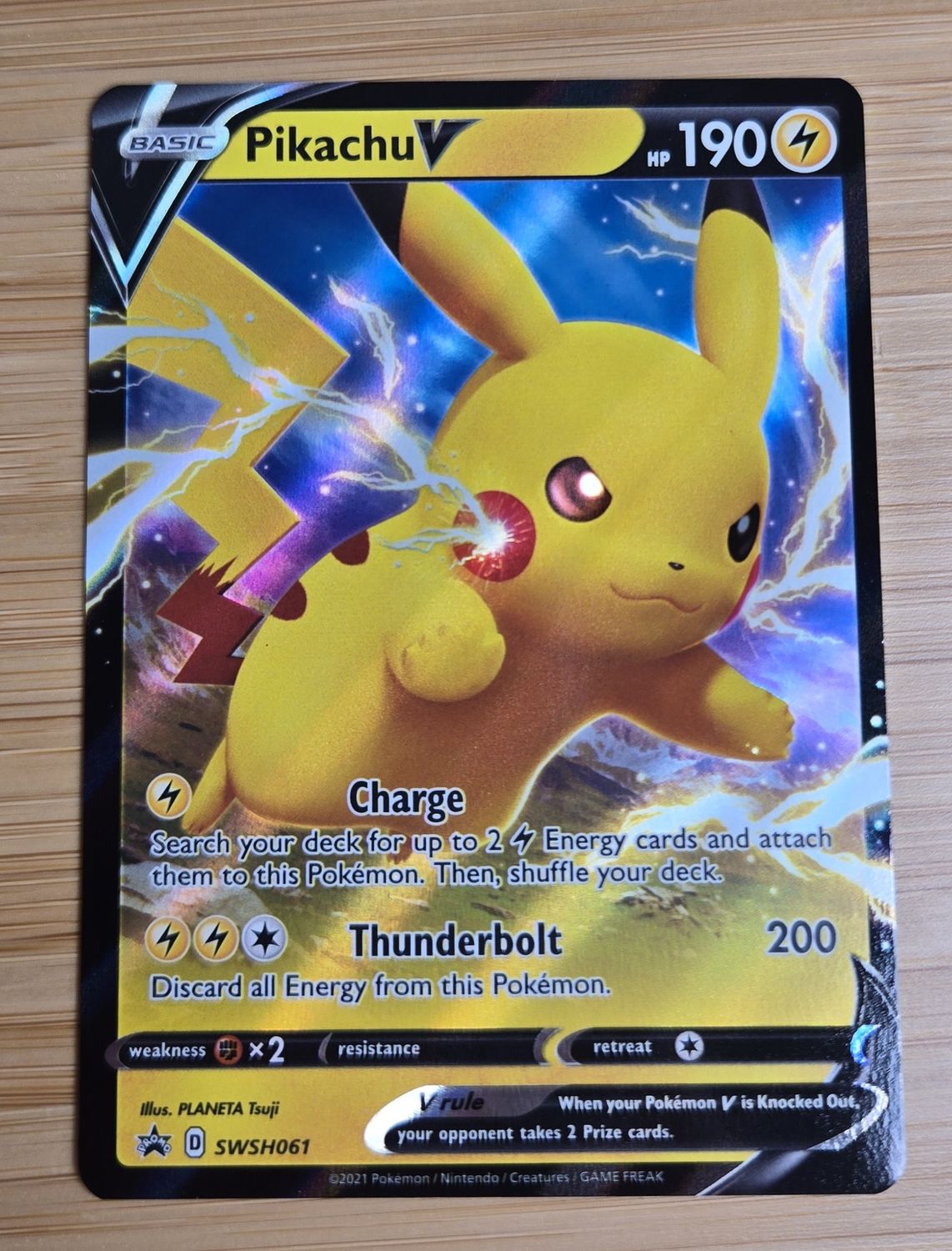 Pikachu V - Promo - NM