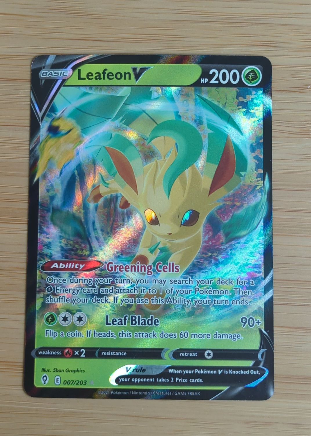 Leafeon V - 007/203 - Evolving Skies - LP