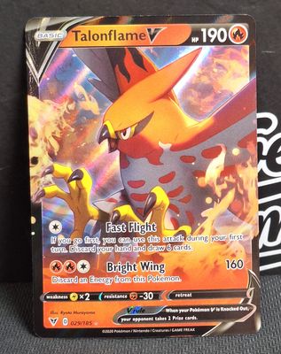 Talonflame V - 029/185 - Vivid Voltage - NM Talonflame V - 029/185 - Vivid Voltage - NM