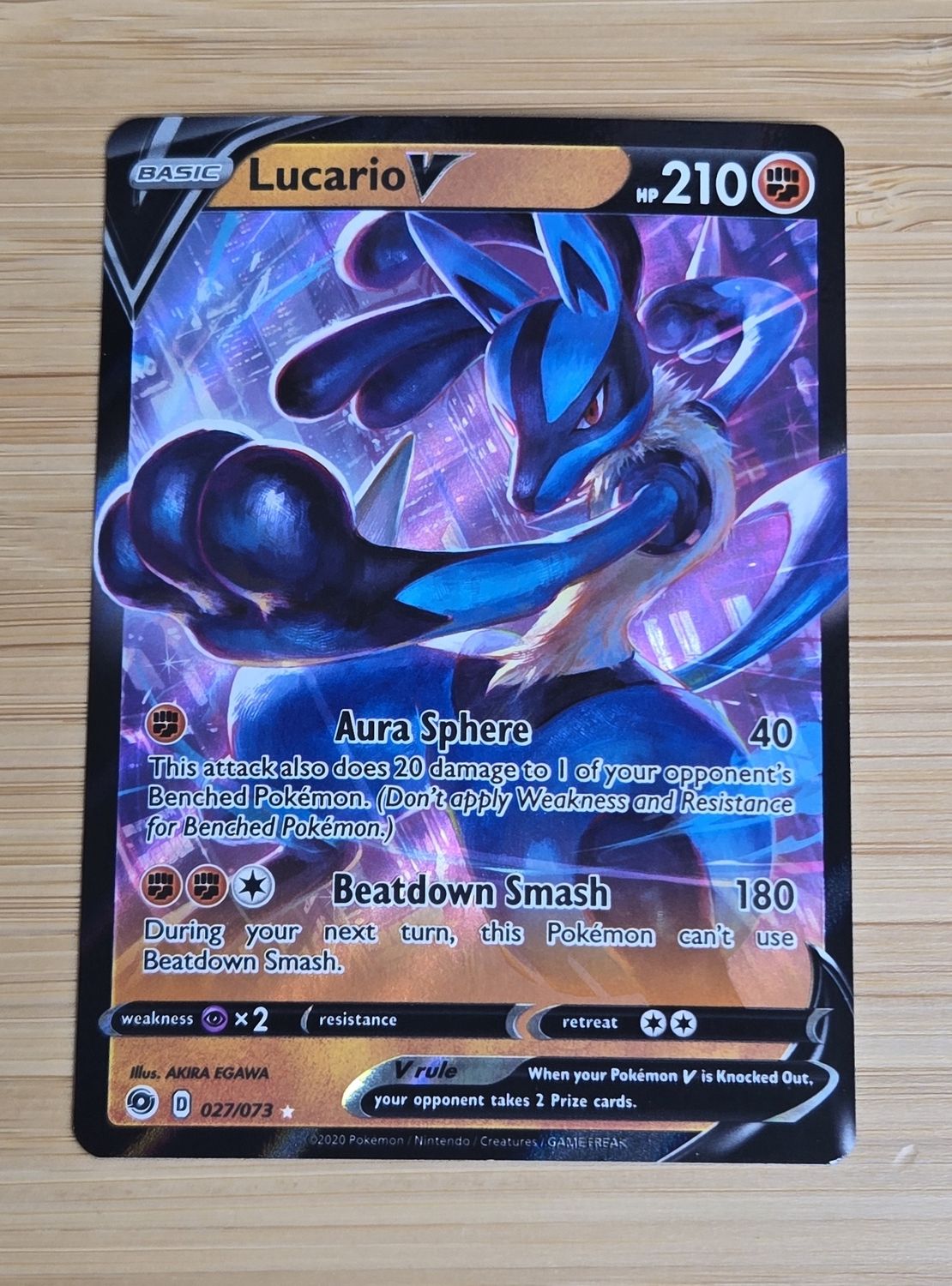 Lucario V - 027/073 - Champion's Path - NM