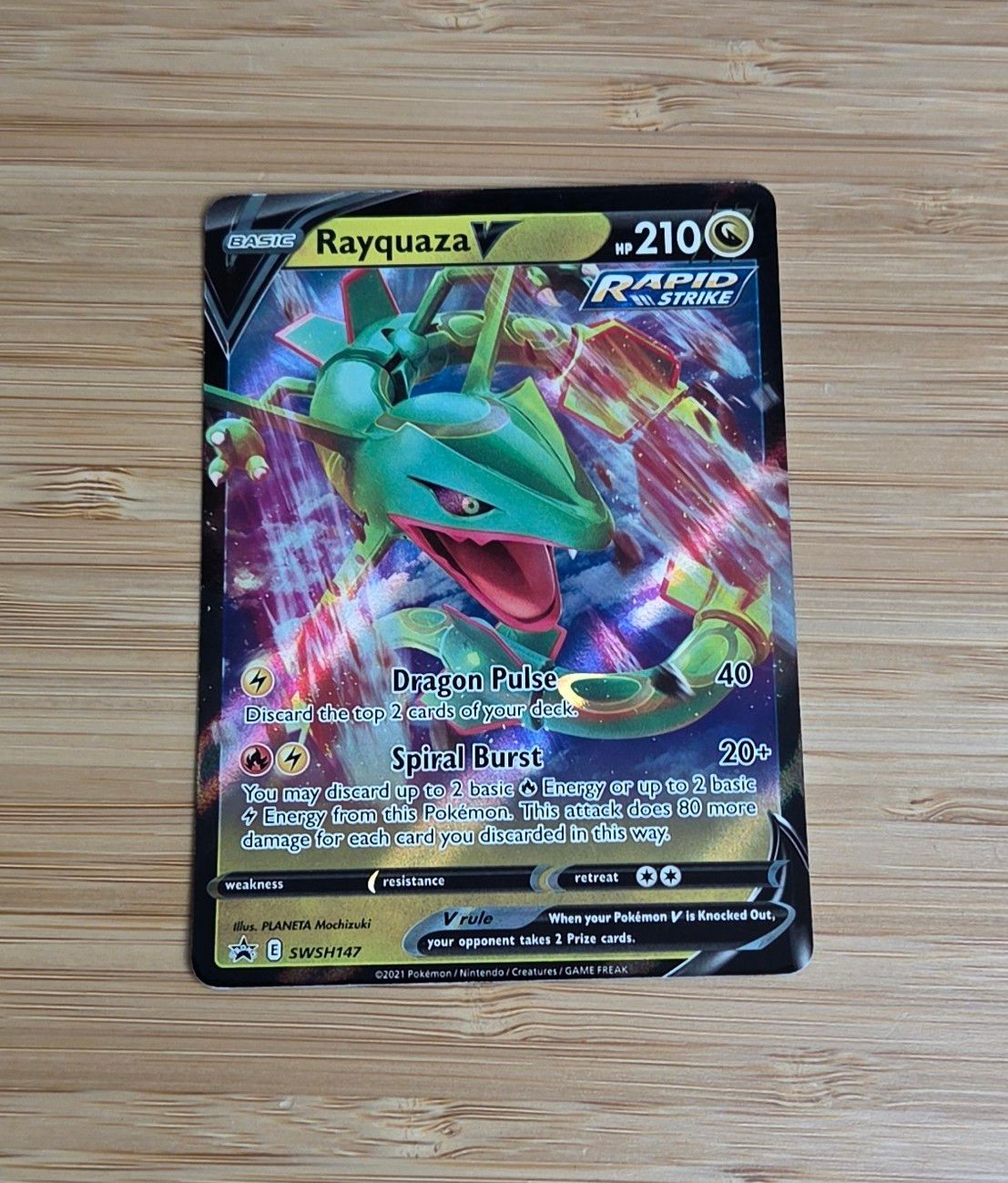 Rayquaza V - swsh147 - Sword &amp; Shield Promo - NM