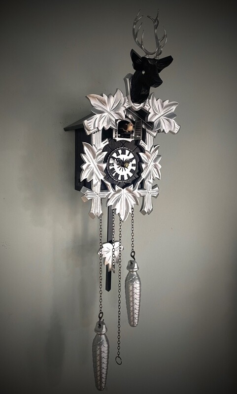Moderne Kuckucksuhr Schwarz / Silber