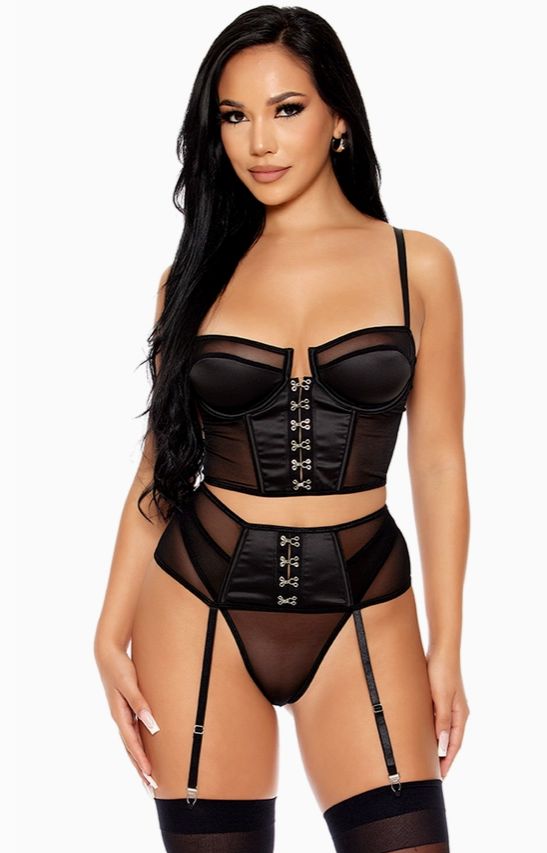 Got Him Hooked Bra Set