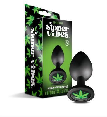 Stoner Vibes in the Rear Anal Plug