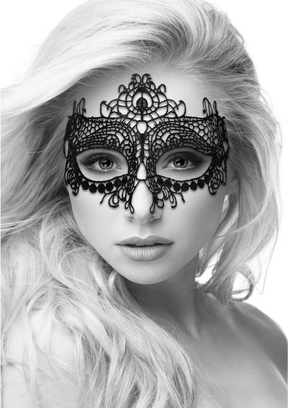 Ouch! Lace Eye-Mask Queen