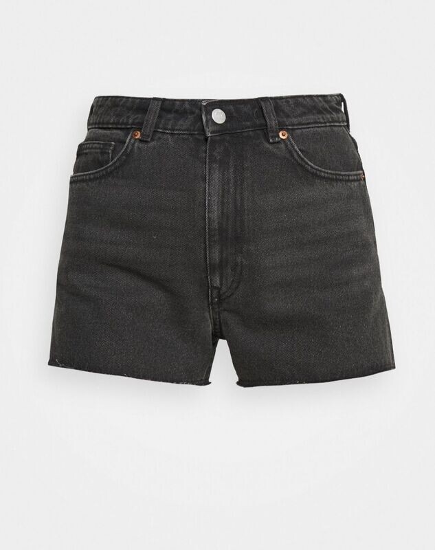 Monki jeansshort black dark Monki jeansshort black dark